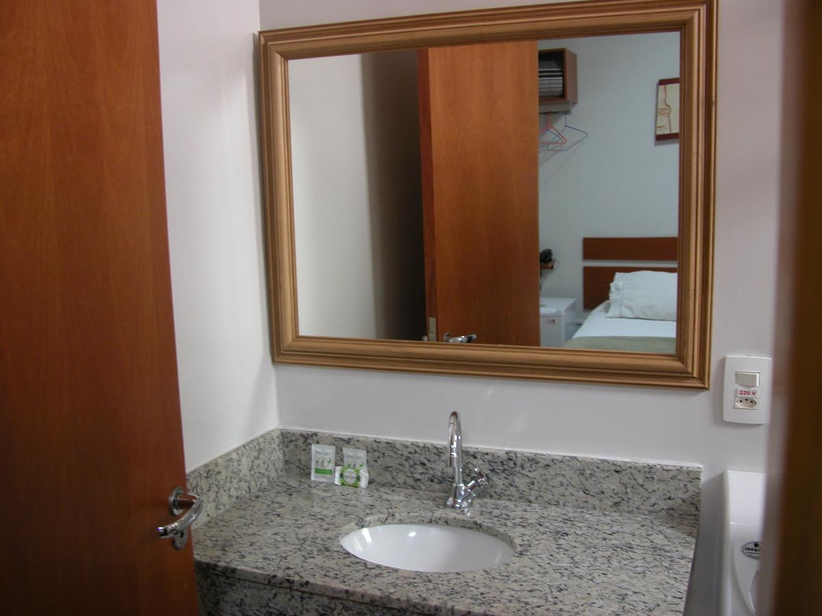 Hotel Avenida Tupã エクステリア 写真